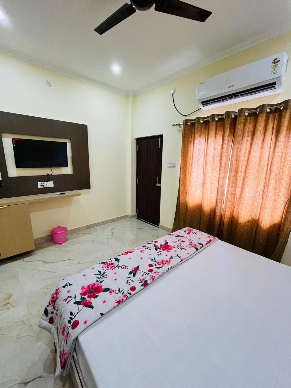 River View Paying Guest House Varanasi Room photo
